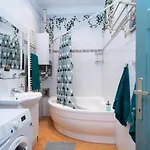 شقة Cozy Boho Apartment, Super Central, Parliament, Netflix *