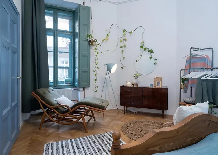 Cozy Boho Apartment, Super Central, Parliament, Netflix * Budapešť