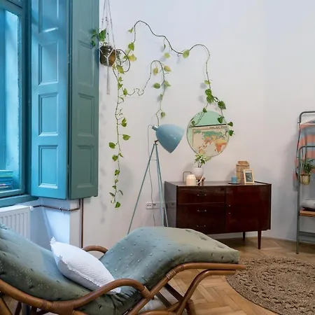 Cozy Boho Apartment, Super Central, Parliament, Netflix Apartment Budapest